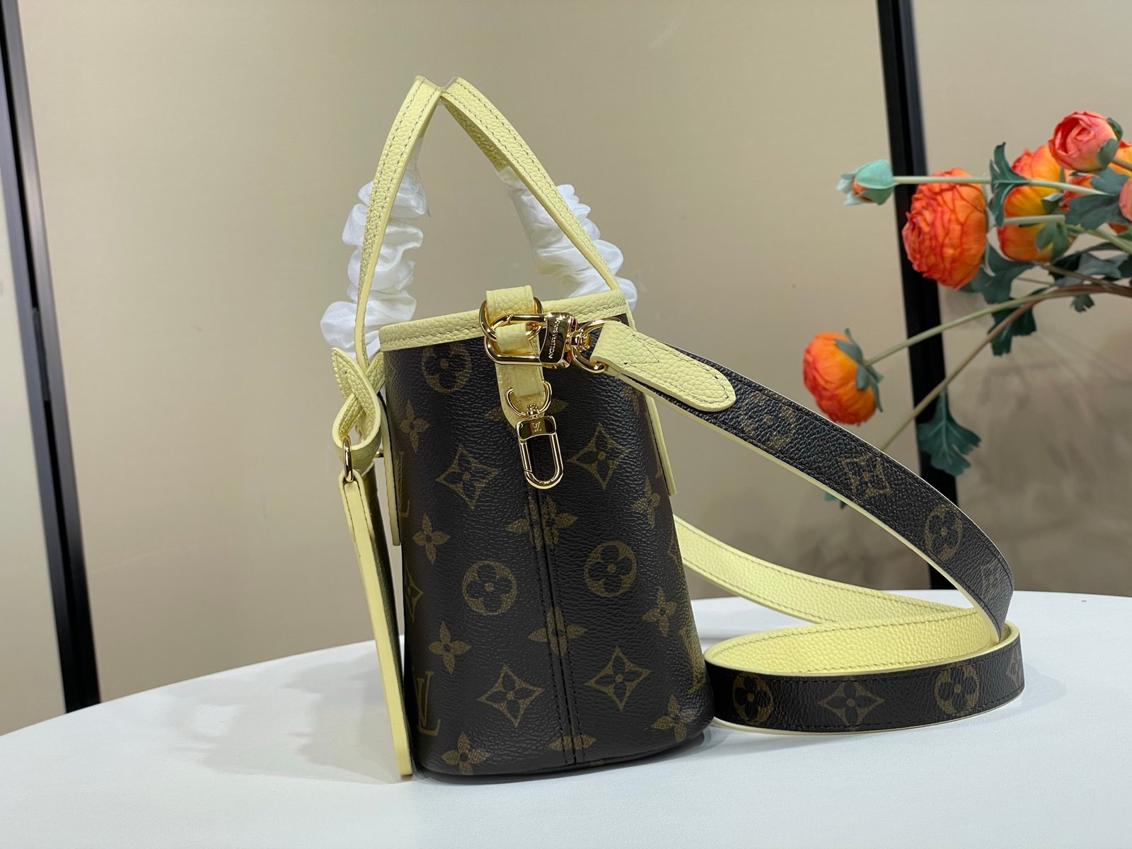 Bolso Neverfull Inside Out BB con bandolera Louis Vuitton - Imagen 2
