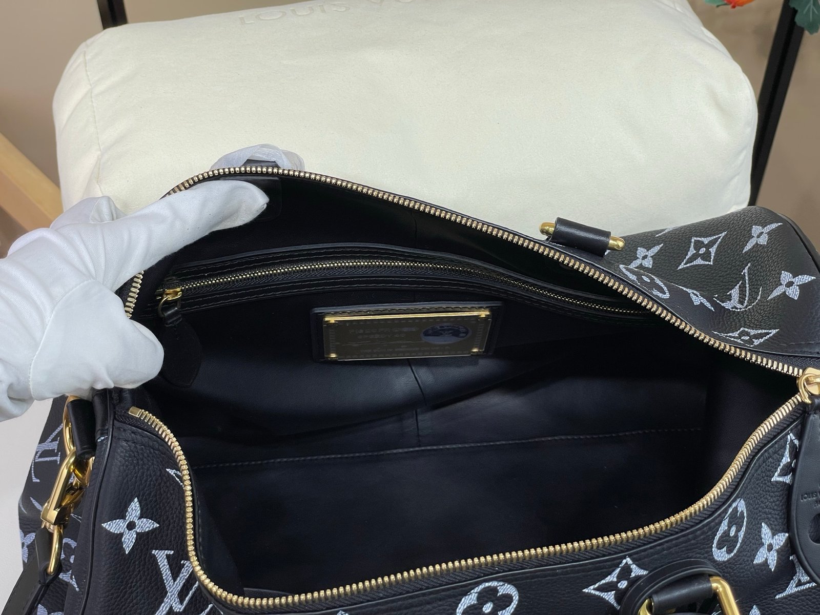 Bolsa de viaje Speedy P9 40 con bandolera Louis Vuitton - Imagen 11