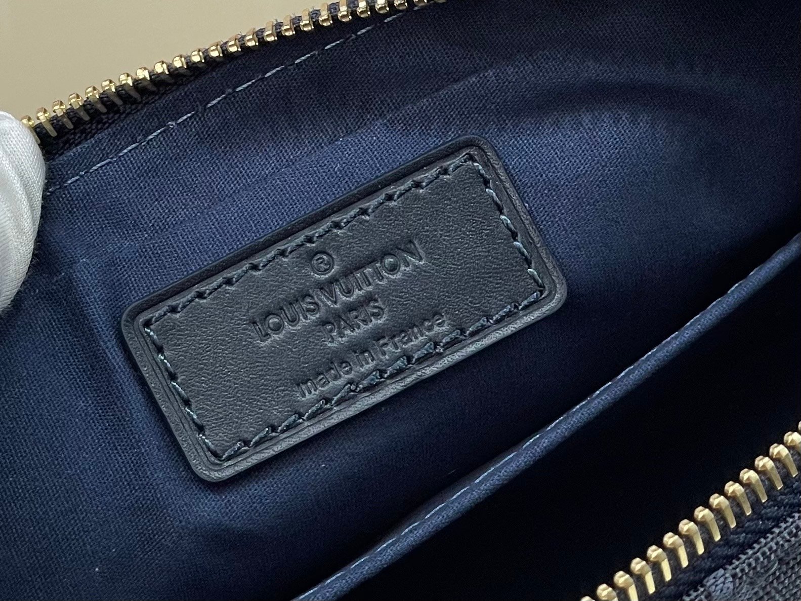 Bolso Mini Lin Juliette Louis Vuitton - Imagen 9