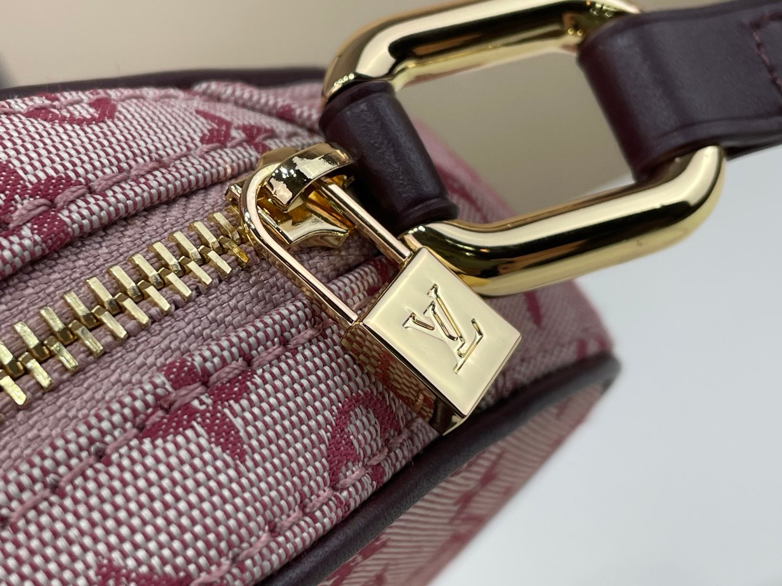 Bolso Mini Lin Juliette Louis Vuitton - Imagen 5