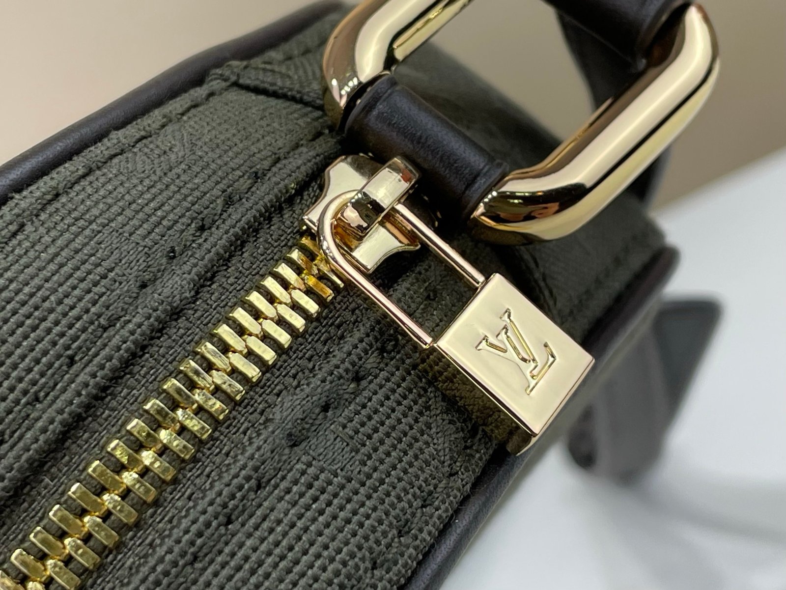 Bolso Mini Lin Juliette Louis Vuitton - Imagen 7