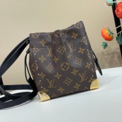 Bolso Nano Noé Trunk Louis Vuitton