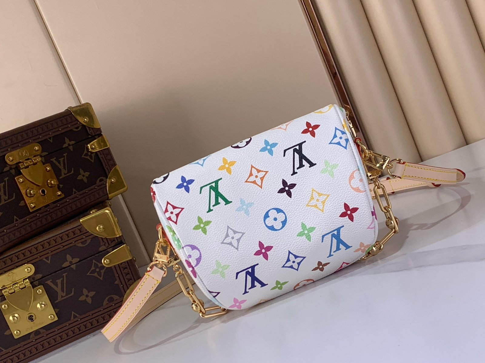 RiƱonera Louis Vuitton - Imagen 3