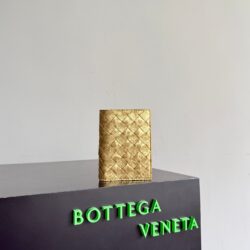 Funda para pasaporte Intrecciato Bottega Veneta