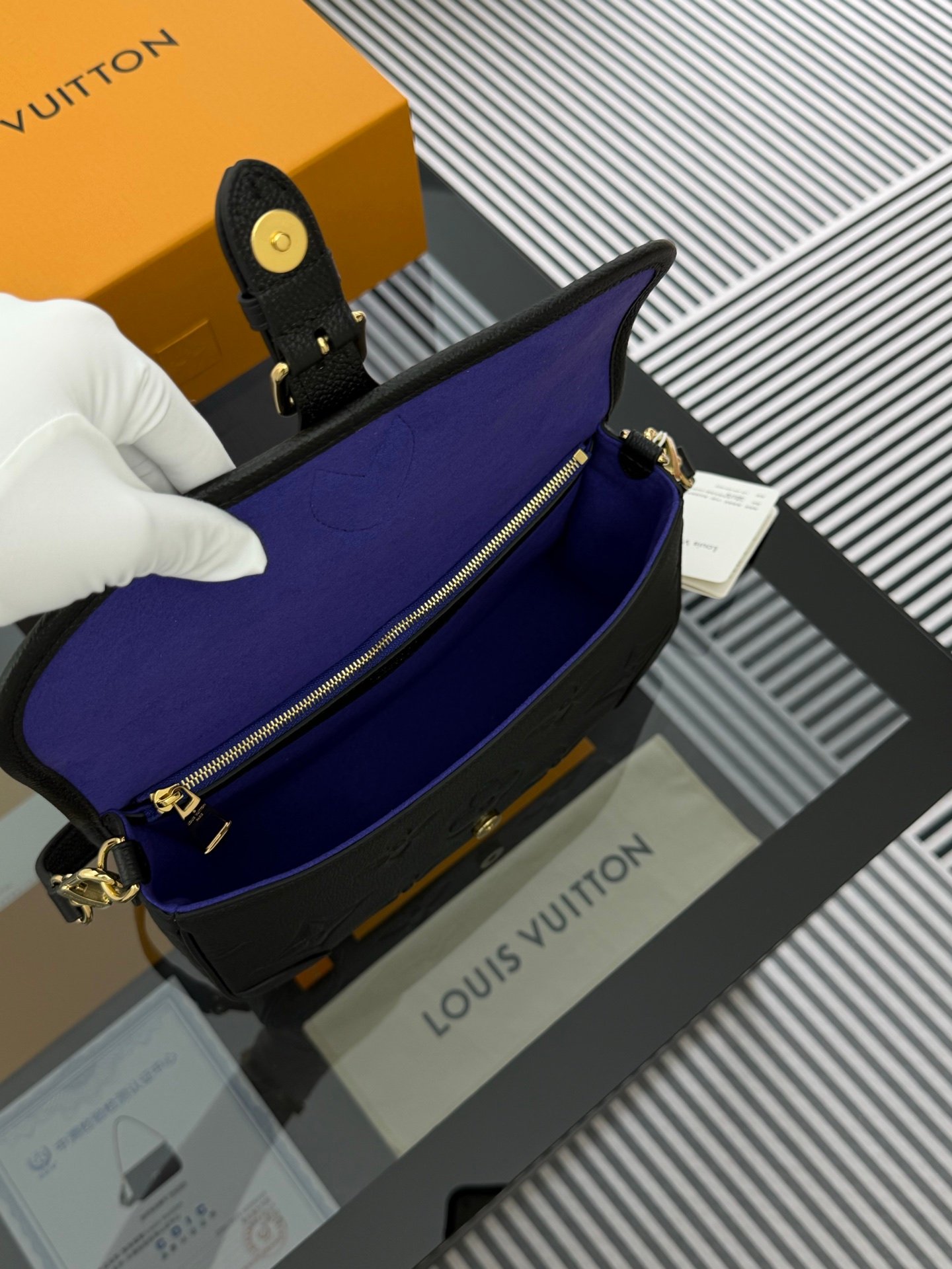 Bolso Diane Louis Vuitton - Imagen 8
