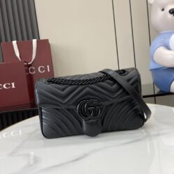 Bolso de hombro GG Marmont tamaño mediano Gucci