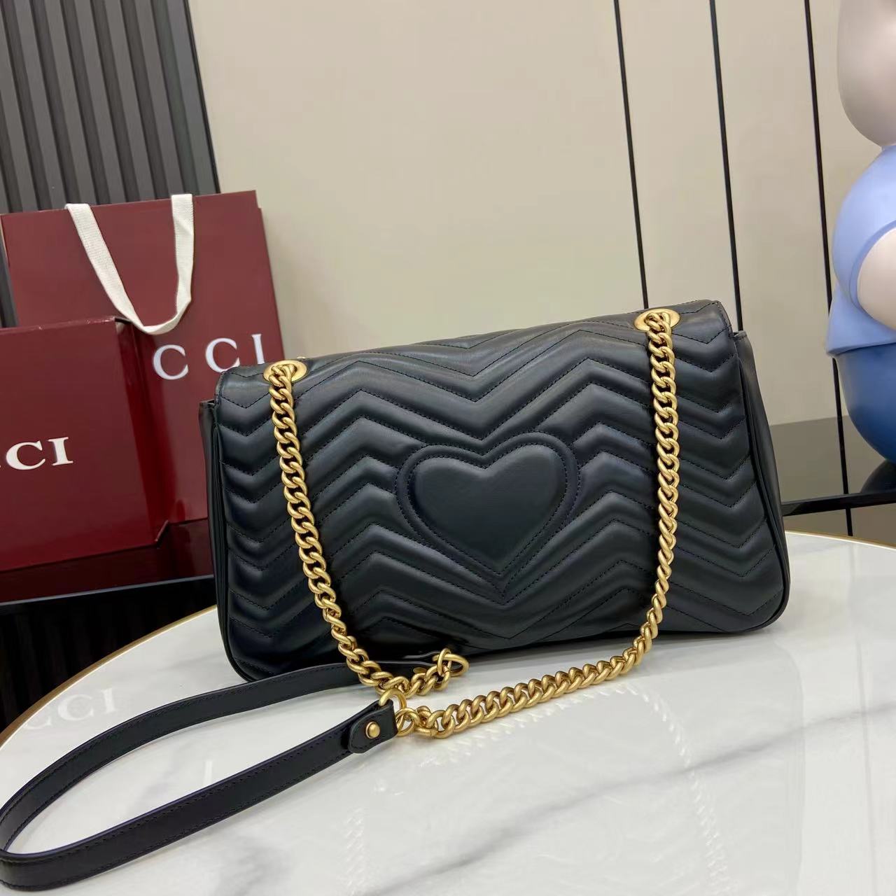 Bolso de hombro GG Marmont tamaño grande Gucci - Imagen 3
