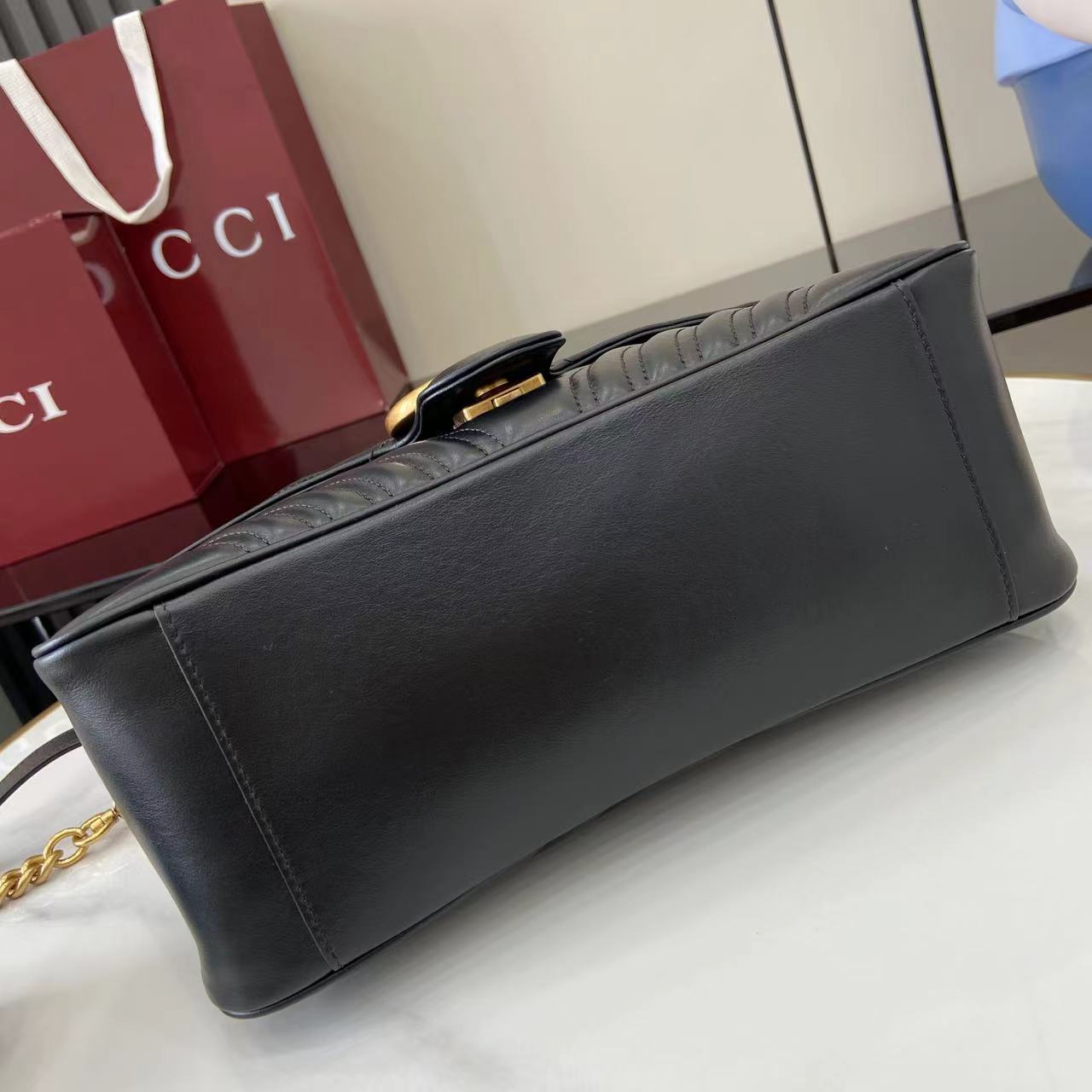 Bolso mano GG Marmont con asa tamaño mediano Gucci - Imagen 5