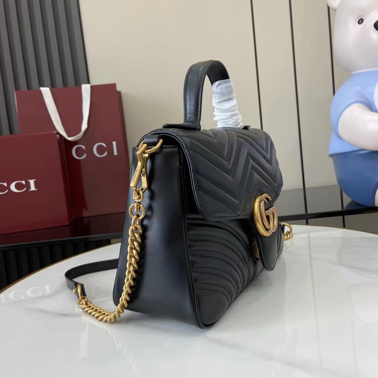 Bolso mano GG Marmont con asa tamaño mediano Gucci - Imagen 2