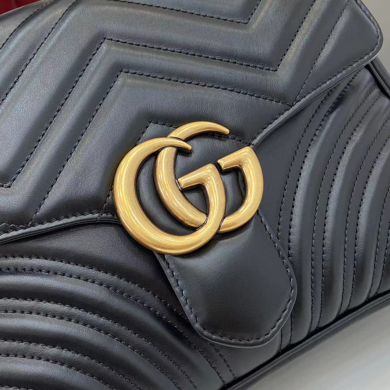 Bolso mano GG Marmont con asa tamaño mediano Gucci - Imagen 8