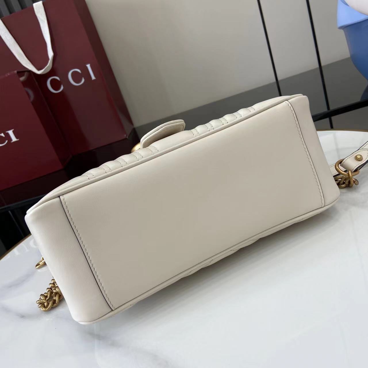 Bolso mano GG Marmont con asa tamaño mediano Gucci - Imagen 4