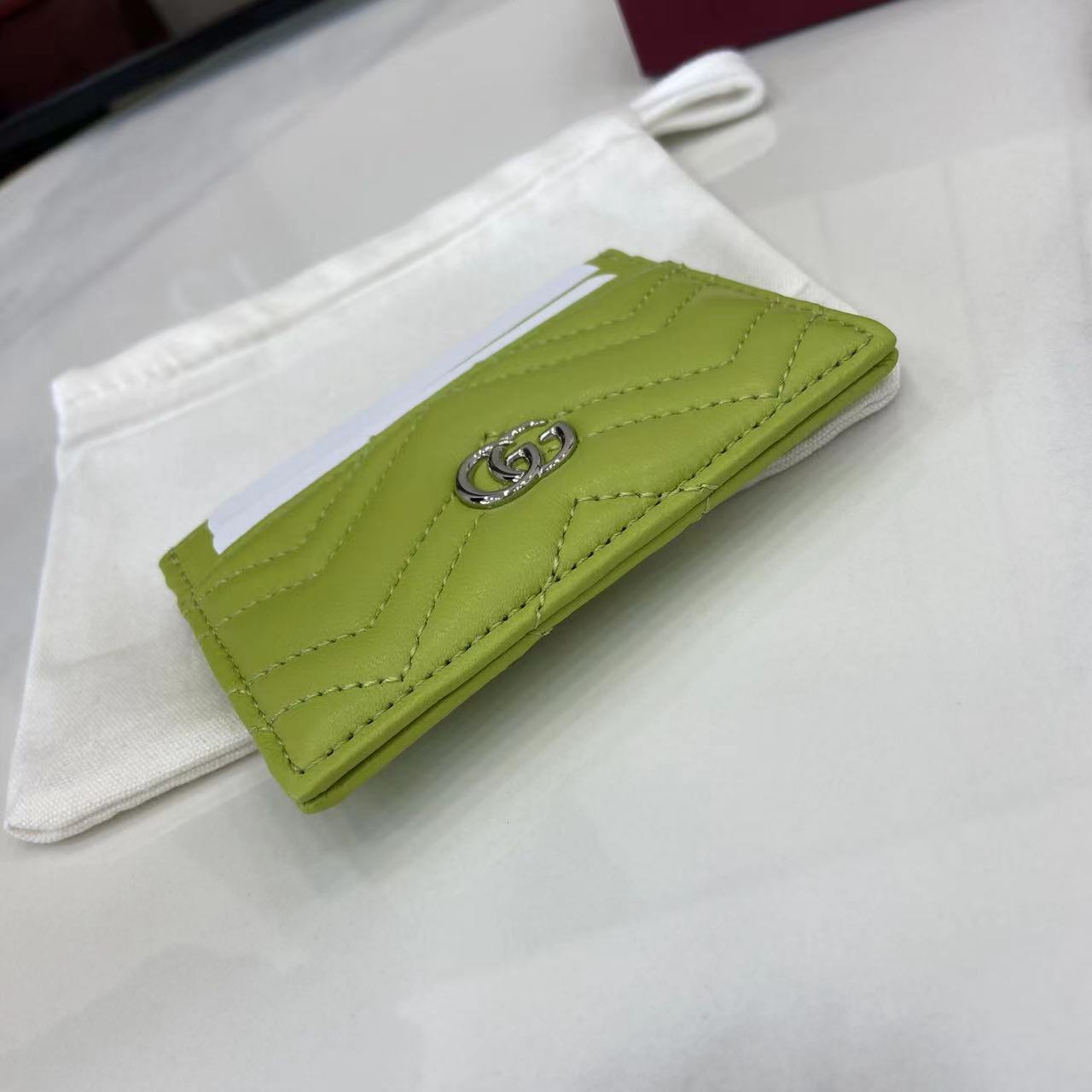 Tarjetero GG Marmont Gucci - Imagen 4