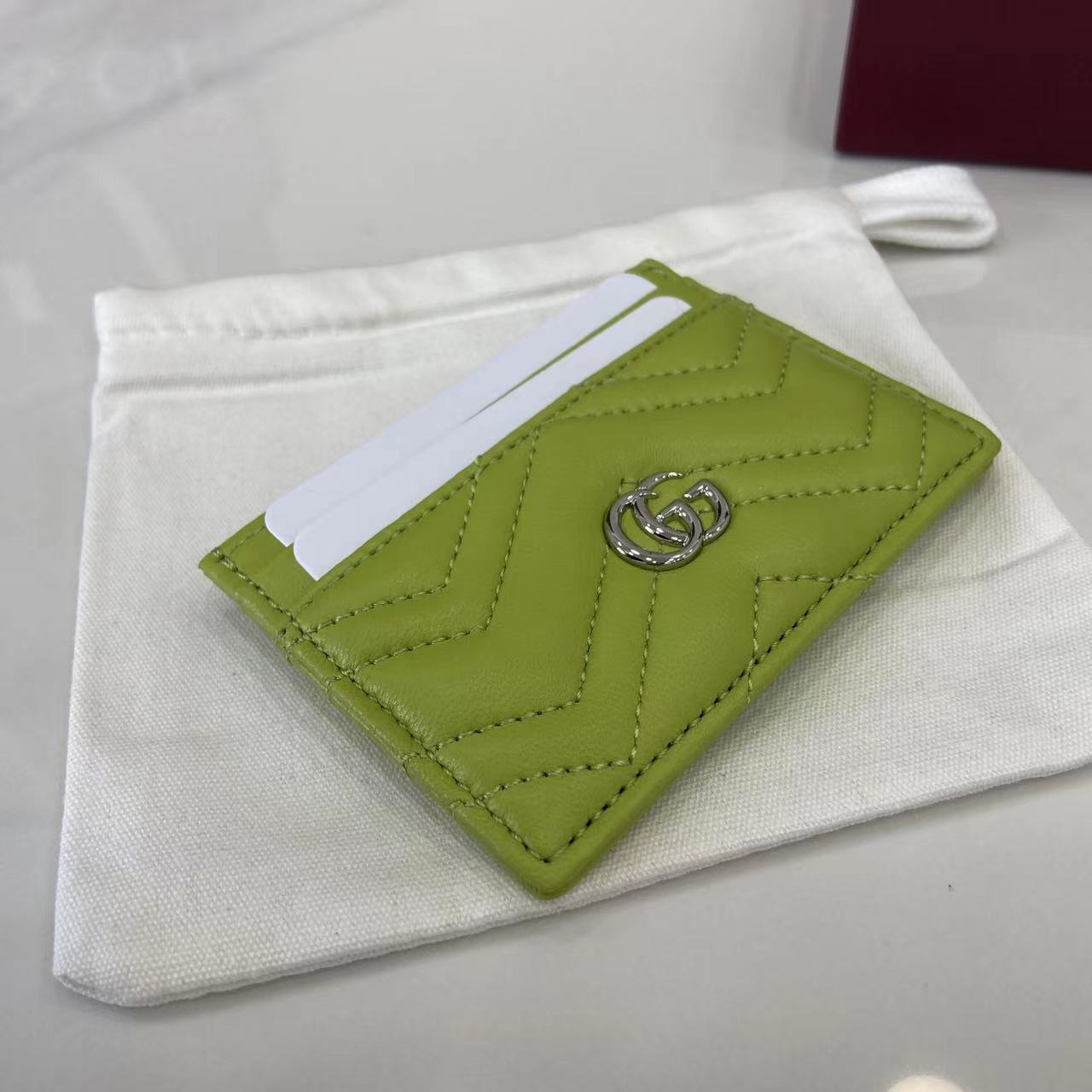 Tarjetero GG Marmont Gucci - Imagen 6