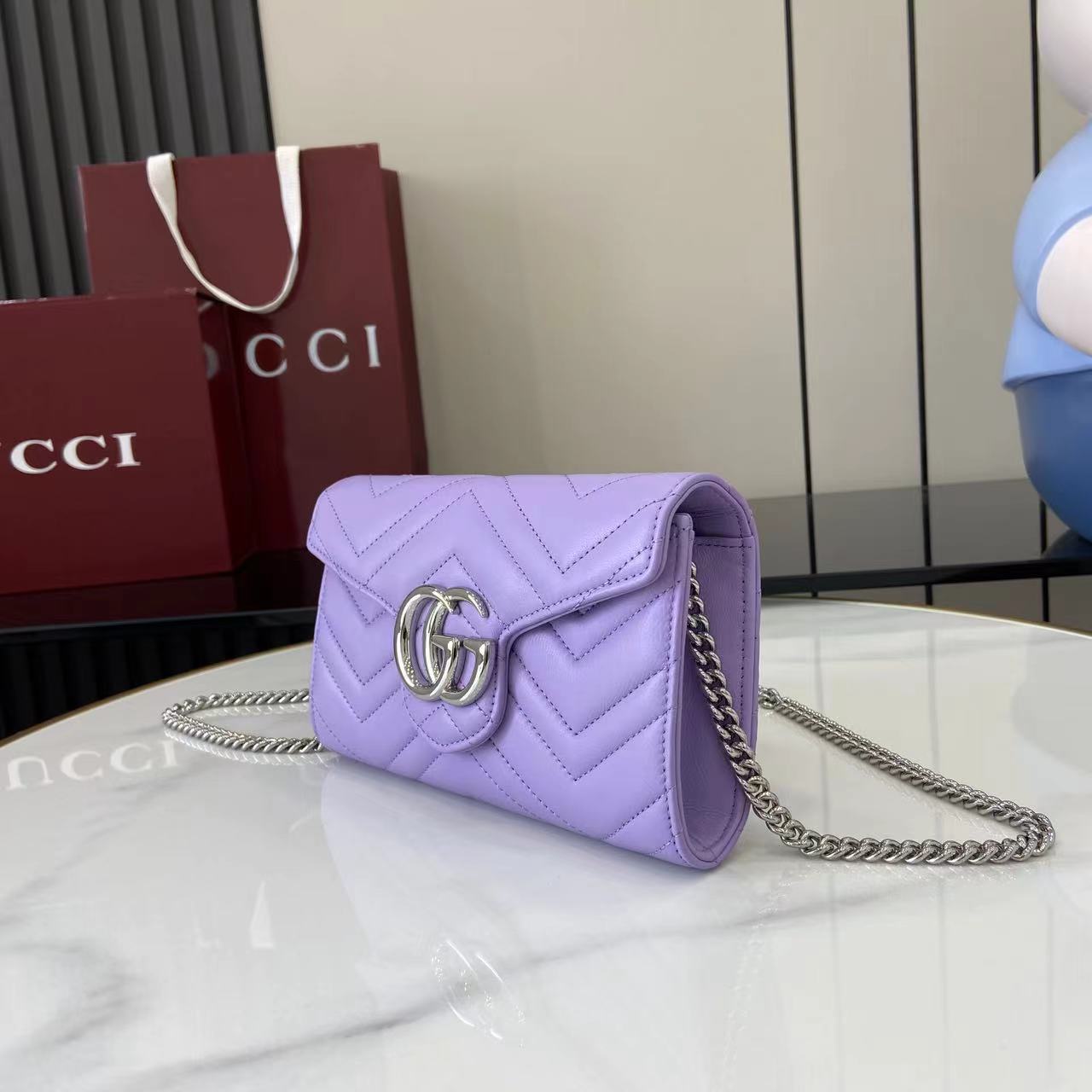 Cartera GG Marmont con cadena Gucci - Imagen 7