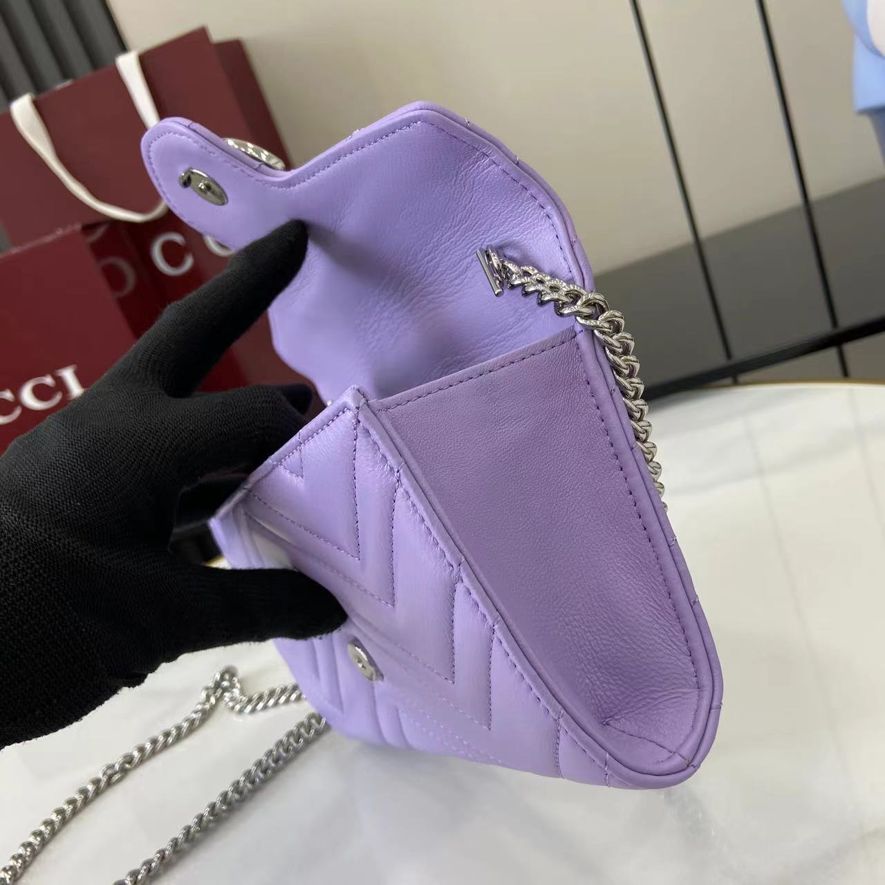 Cartera GG Marmont con cadena Gucci - Imagen 8