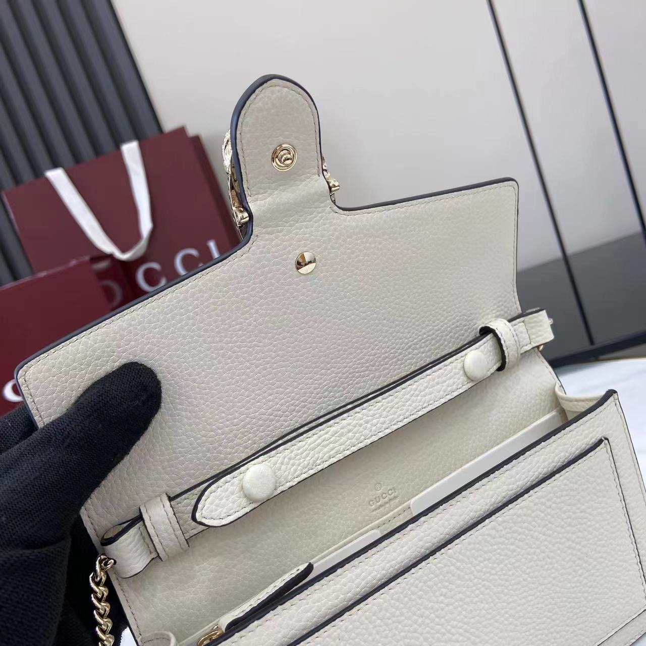 Cartera Dionysus con cadena Gucci - Imagen 11