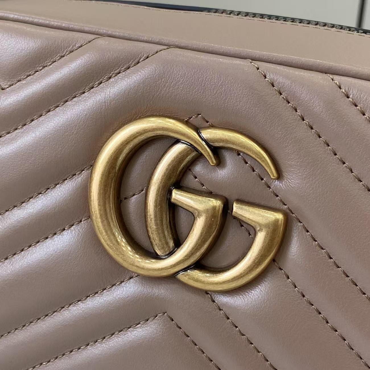 Funda para cámara GG Marmont tamaño pequeño Gucci - Imagen 6