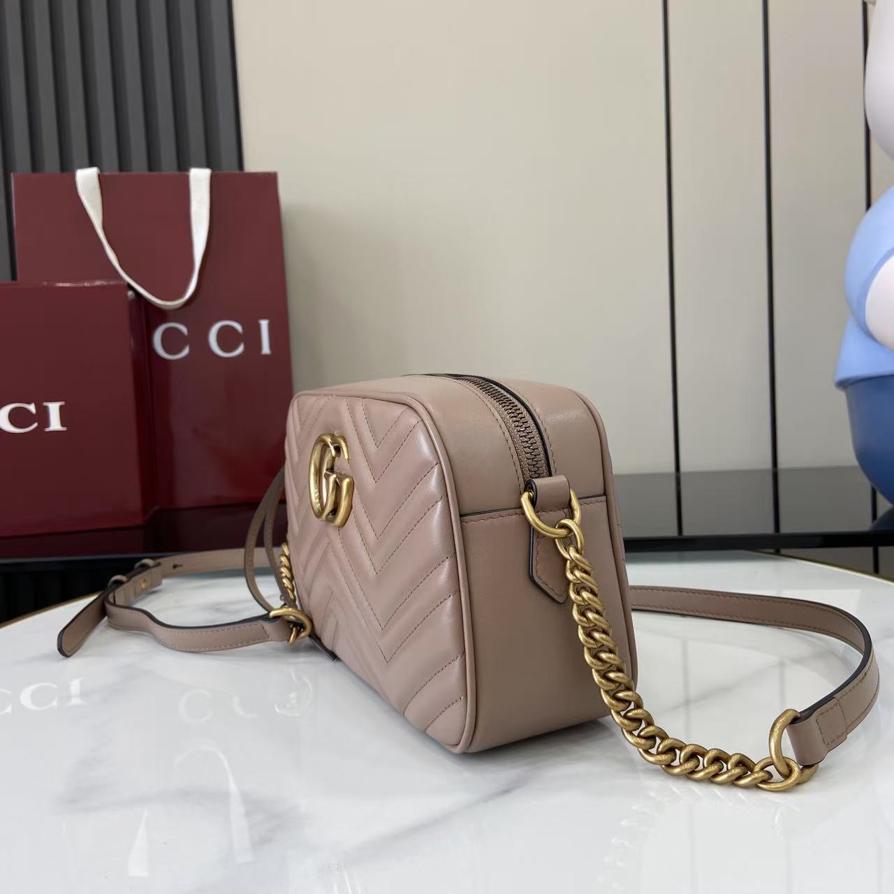 Funda para cámara GG Marmont tamaño pequeño Gucci - Imagen 4