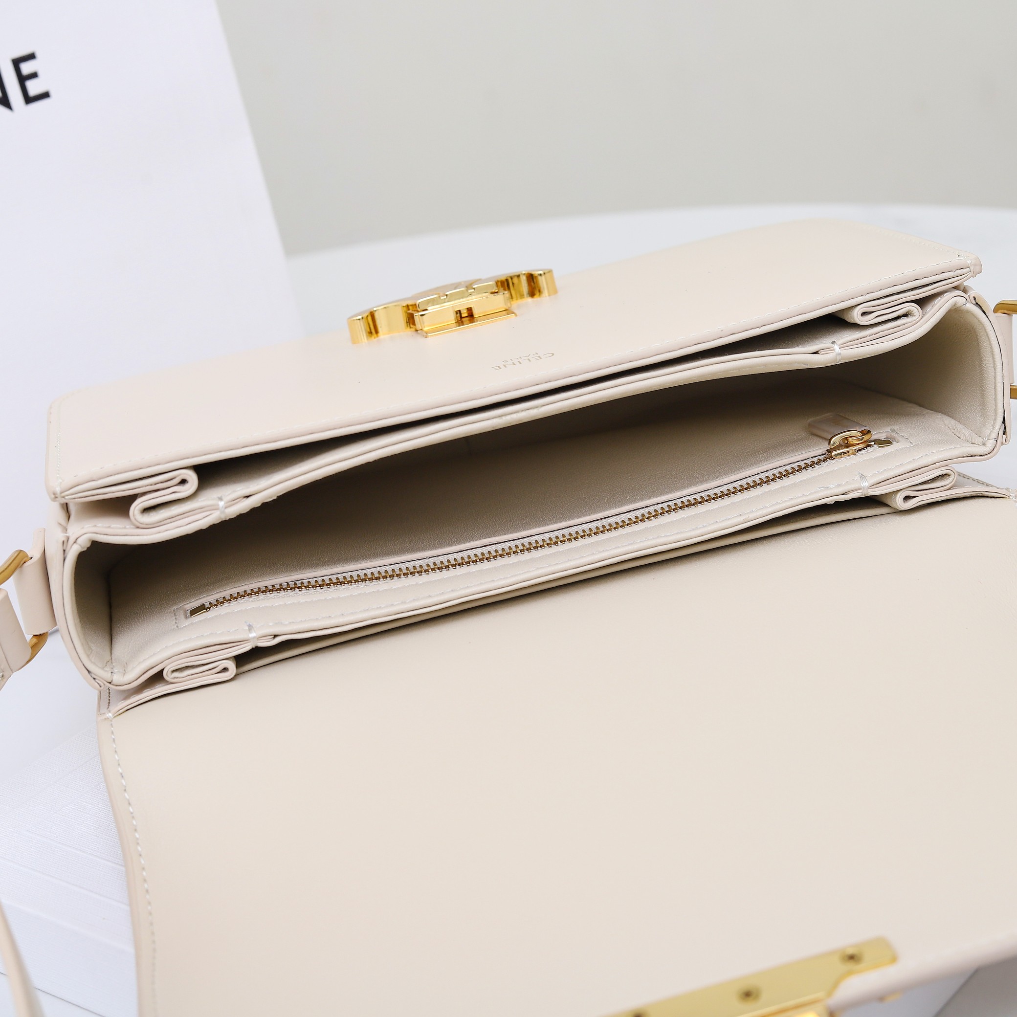 Bolso Teen Classique Celine - Imagen 9