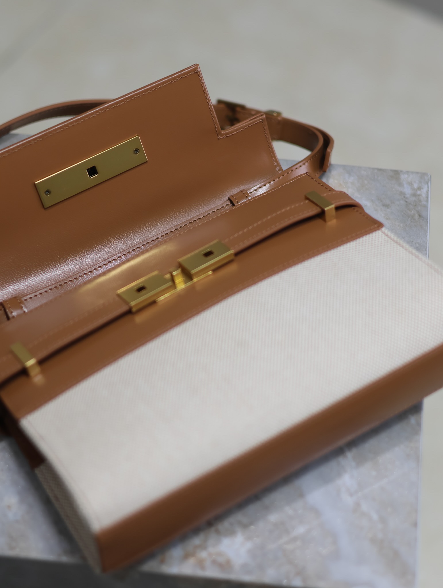 Bolso Manhattan Pequeño YSL - Imagen 8