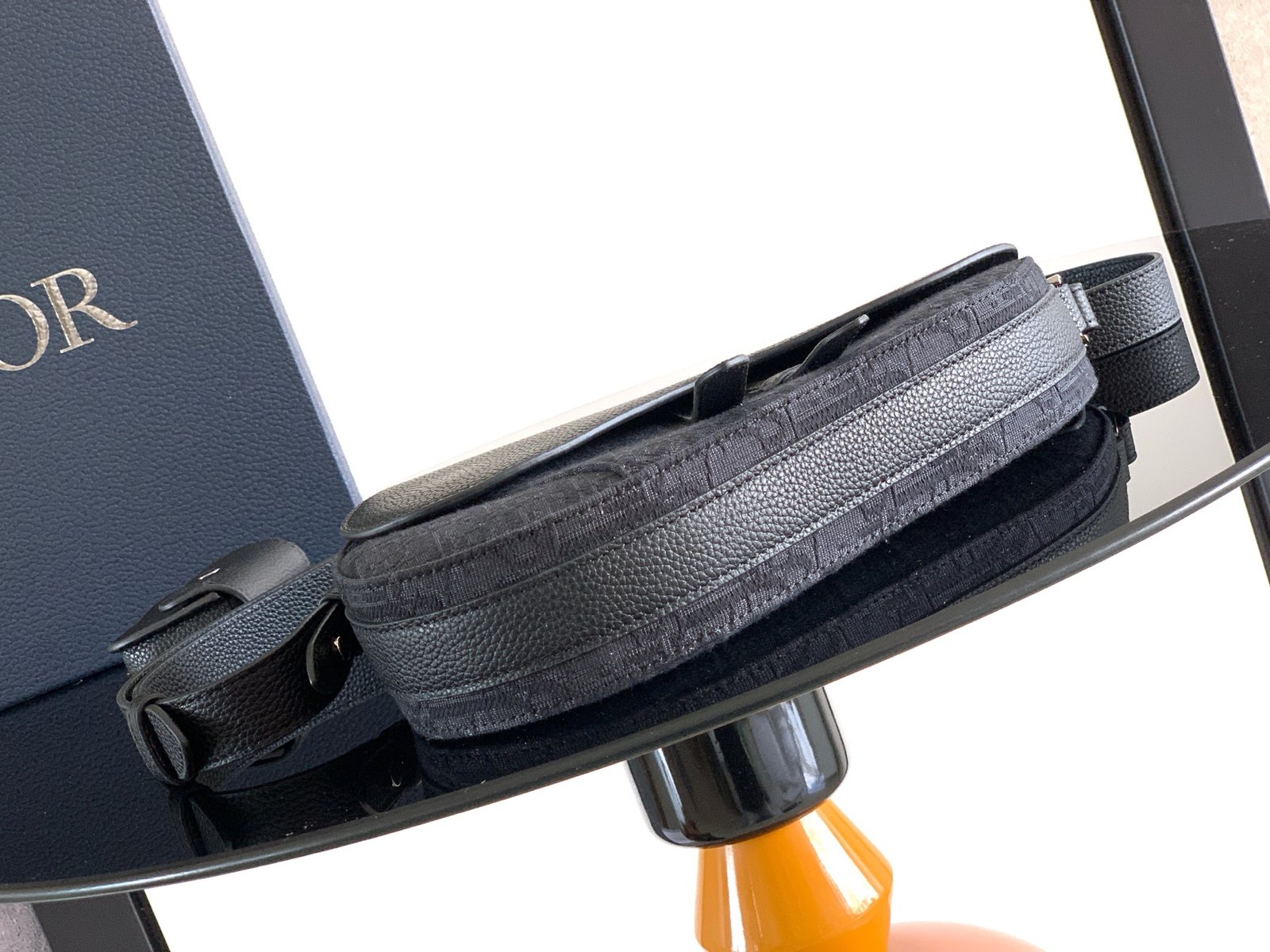 Bolso Saddle Dior - Imagen 4