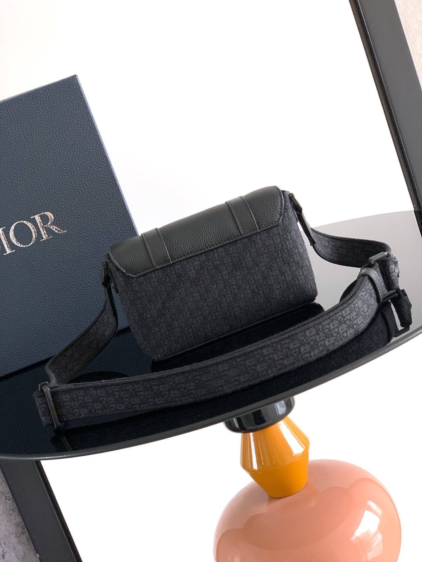 Mini Bolso Dior Daily Messenger - Imagen 3