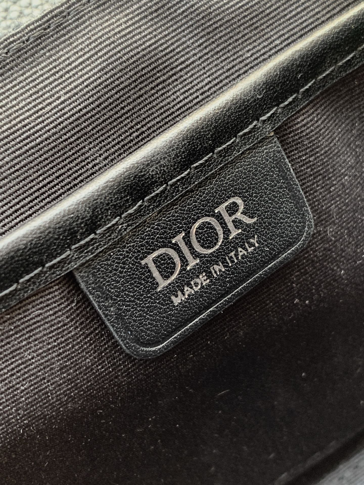 Mini Bolso Dior Daily Messenger - Imagen 9