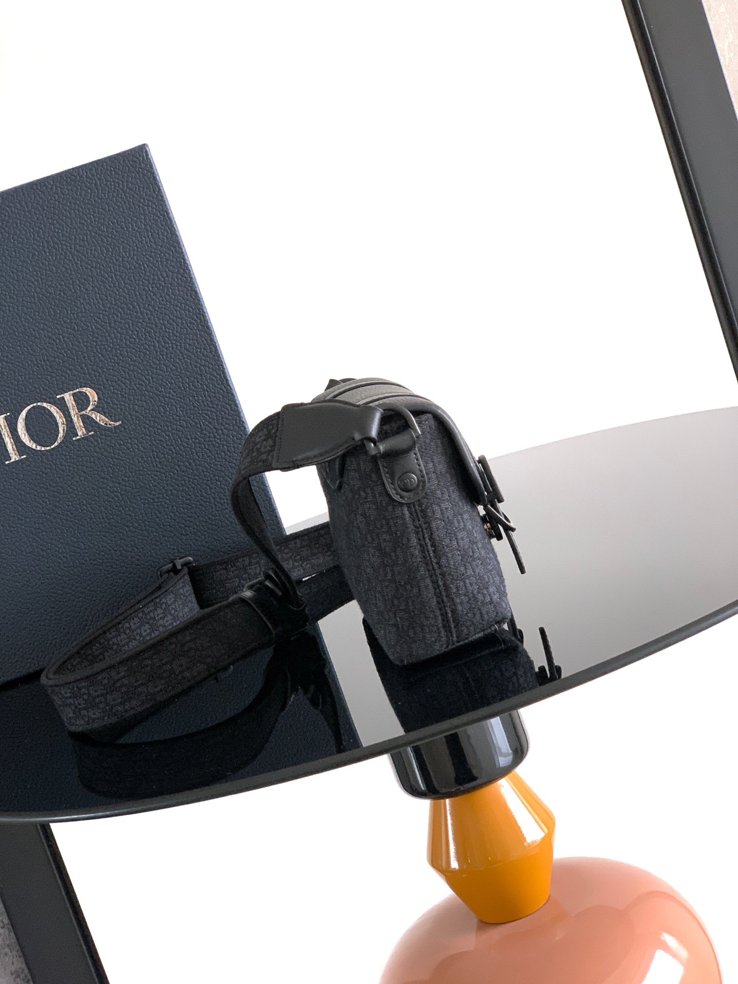 Mini Bolso Dior Daily Messenger - Imagen 2